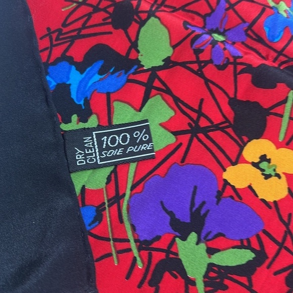 Givenchy 30” Vintage 100% Silk Scarf Rolled Edges - Picture 5 of 5